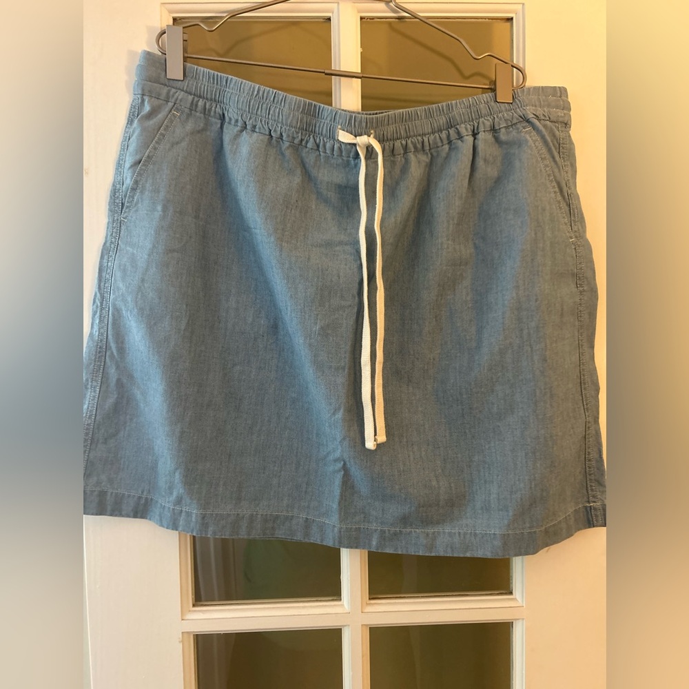 J. Crew chambray skirt sz. xl NWT